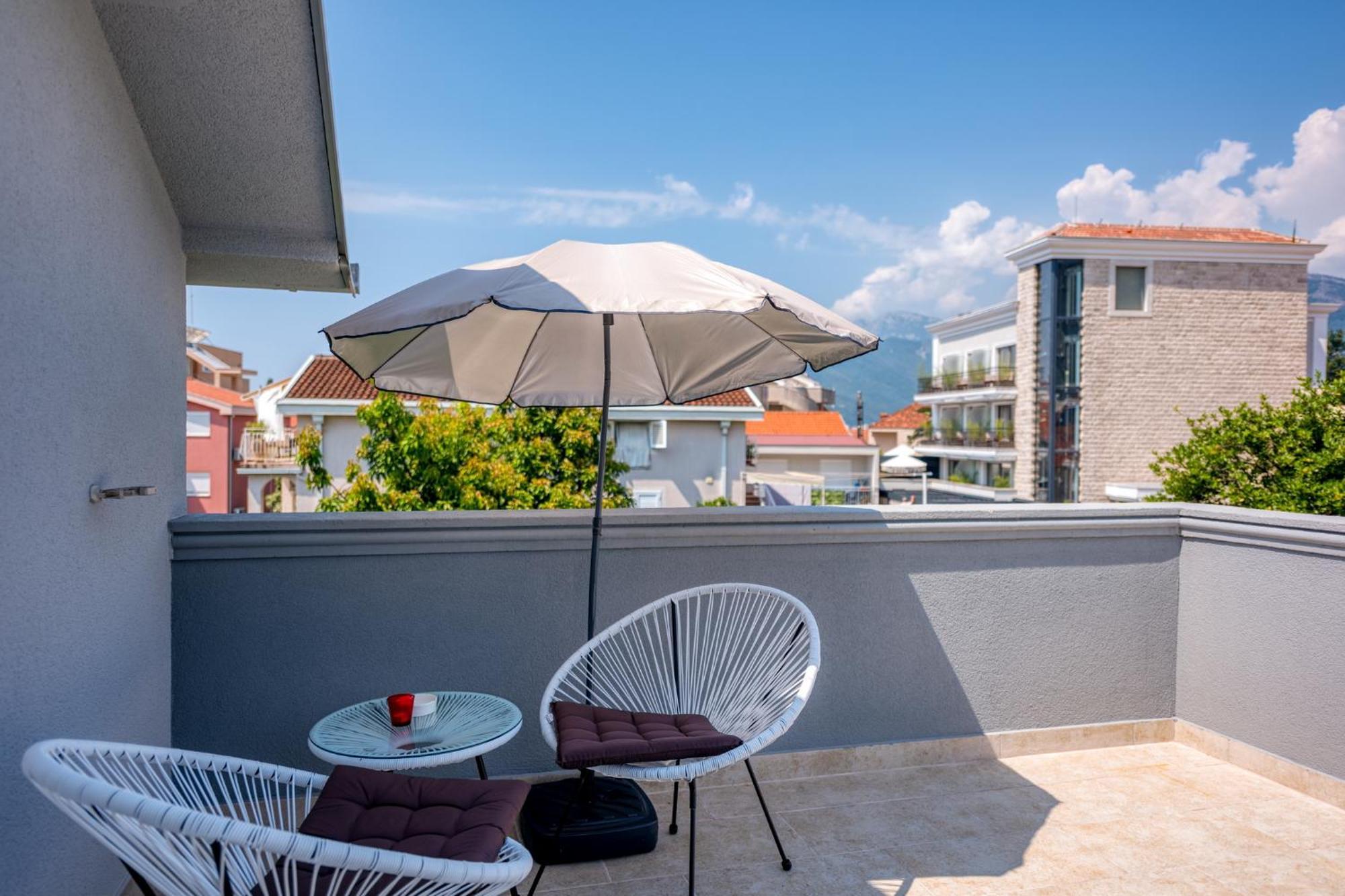 Miro Guesthouse Tivat Pokoj fotografie
